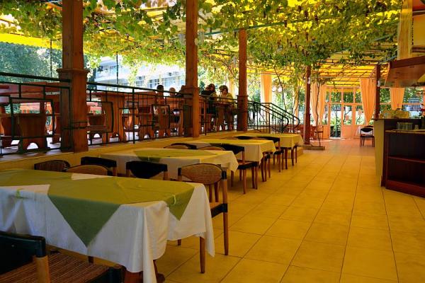 &laquo;RIVA PARK&raquo; 3 *, ����Ҳ ϲ��� 